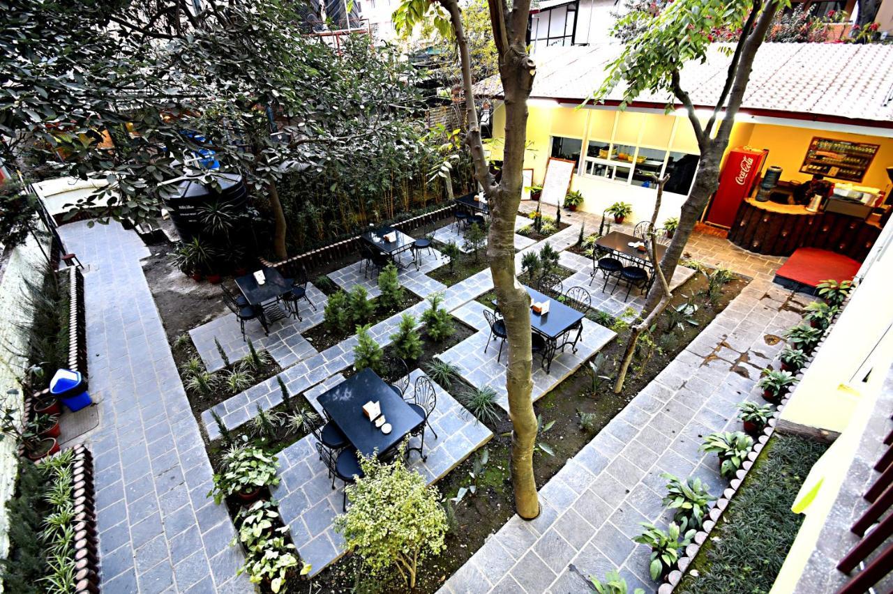 Hotel Sapana Garden Thamel Kathmandu Luaran gambar